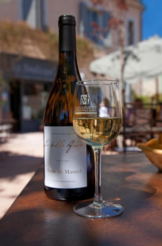 Logis Hotel - Restaurant La Marbrerie Caunes-Minervois Εξωτερικό φωτογραφία