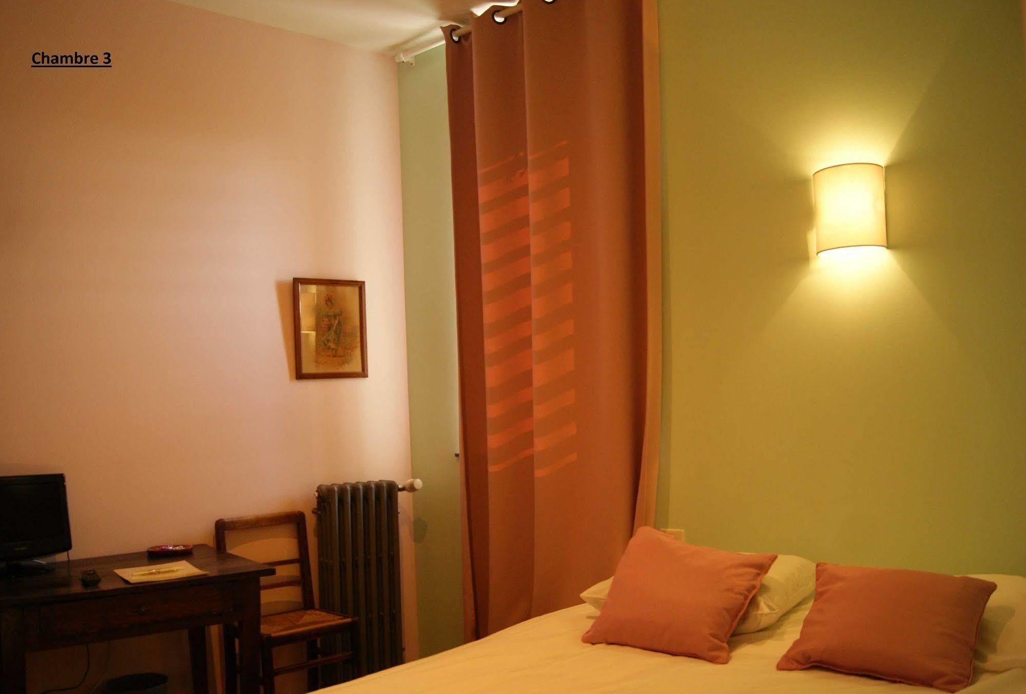 Logis Hotel - Restaurant La Marbrerie Caunes-Minervois Εξωτερικό φωτογραφία
