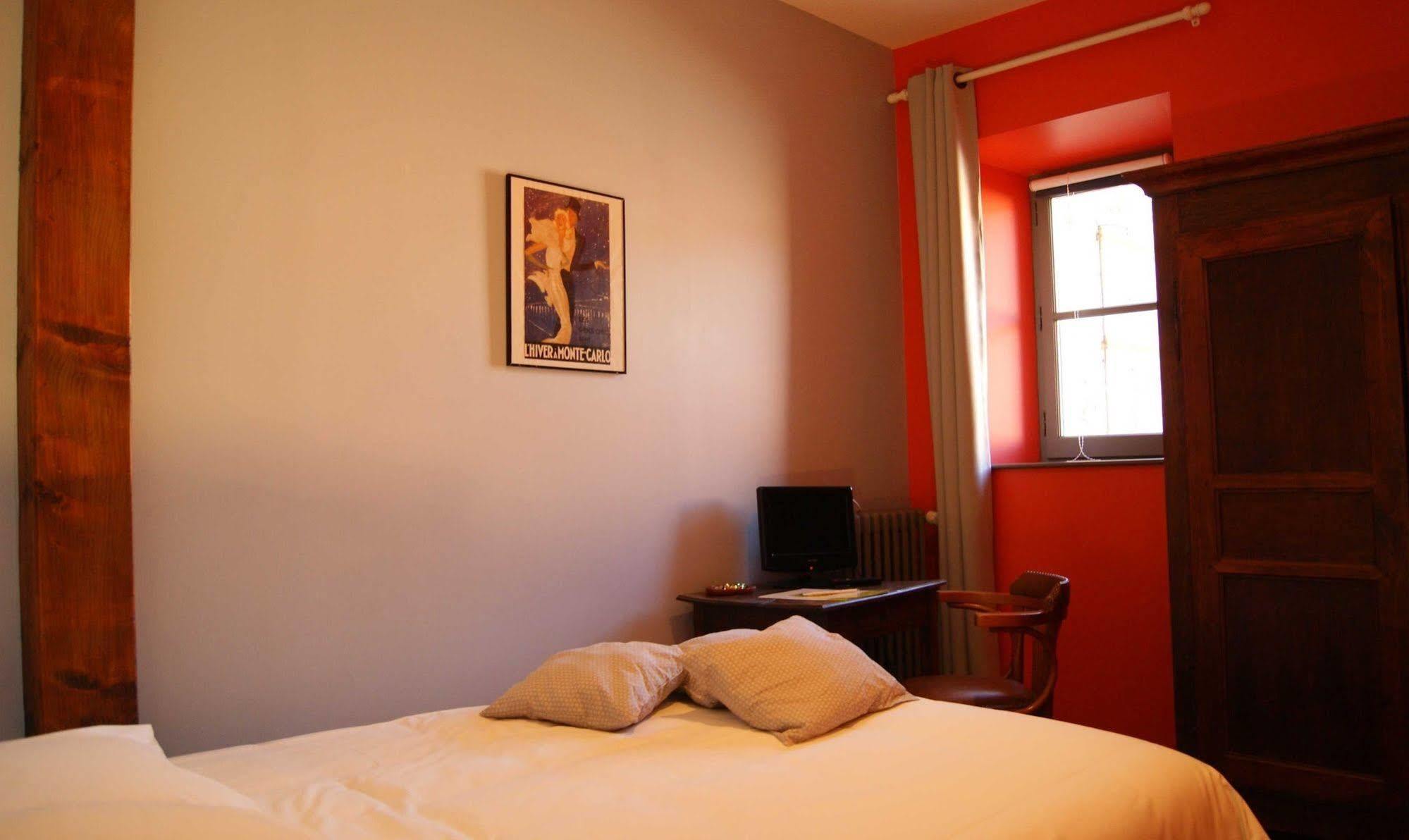 Logis Hotel - Restaurant La Marbrerie Caunes-Minervois Εξωτερικό φωτογραφία