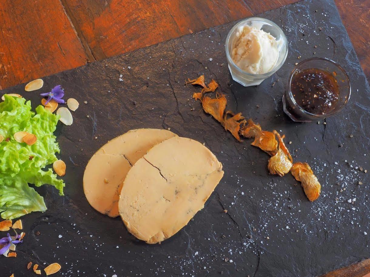 Logis Hotel - Restaurant La Marbrerie Caunes-Minervois Εξωτερικό φωτογραφία